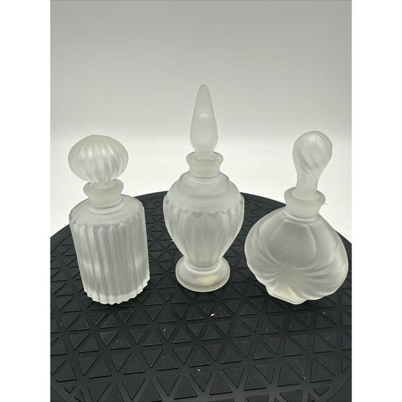 Lot Of 3 Vintage Handcrafted for Silvestri Frosted Crystal Perfume Bottles - Picture 1 of 5